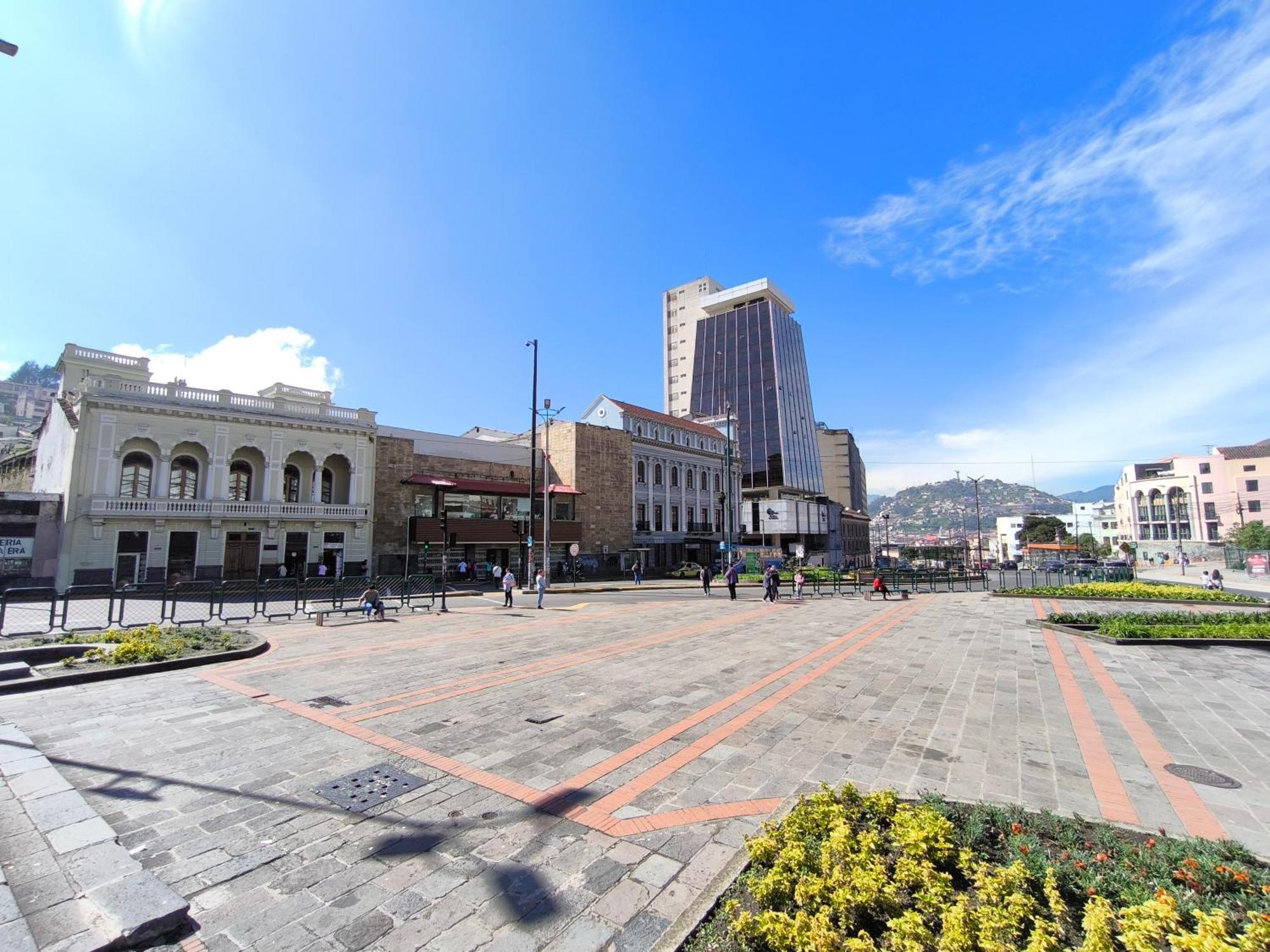 Casona 1914 Quito - Gothic Cathedral View Rooftop Buitenkant foto